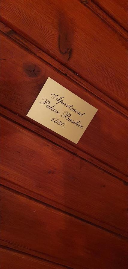 B&B Palace Basilico 1580. Rovinj Dış mekan fotoğraf