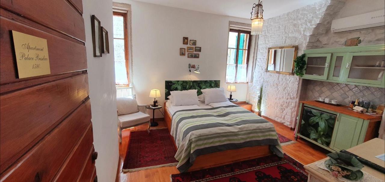 B&B Palace Basilico 1580. Rovinj Dış mekan fotoğraf