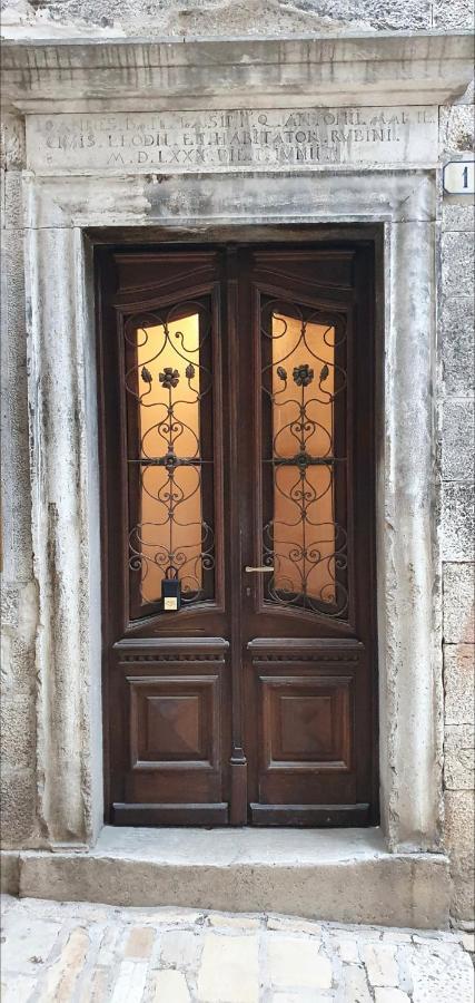 B&B Palace Basilico 1580. Rovinj Dış mekan fotoğraf
