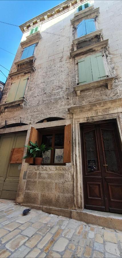B&B Palace Basilico 1580. Rovinj Dış mekan fotoğraf