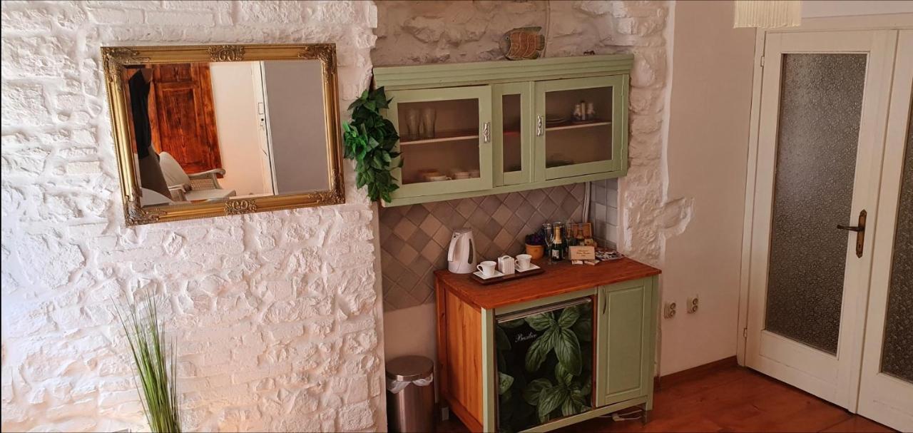 B&B Palace Basilico 1580. Rovinj Dış mekan fotoğraf